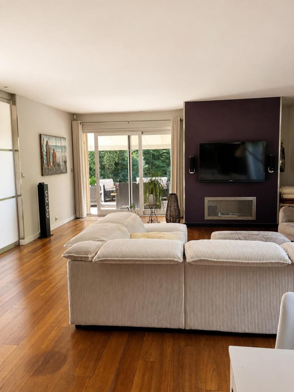Communal lounge/ TV room, Living room