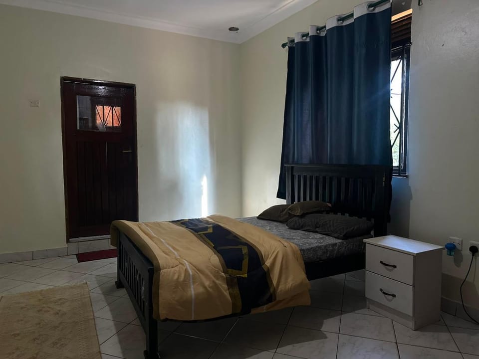 Batat Guesthouse Bukoto Bed and Breakfast in Kampala