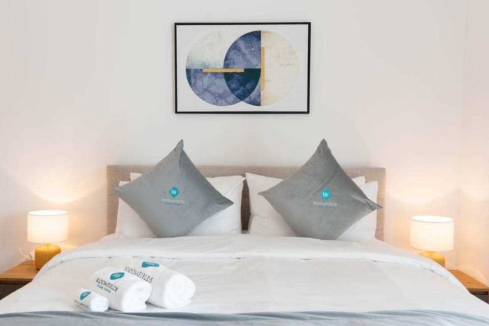 Bloomfields 1BR in Waters Edge 10 Apartment in Abu Dhabi