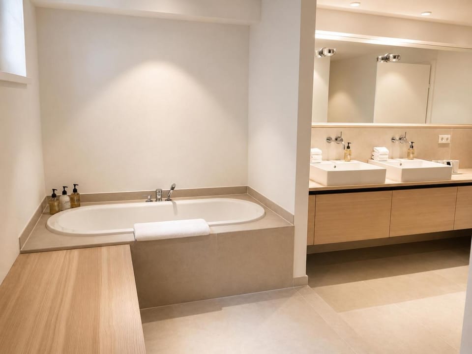 Bathroom, Bath