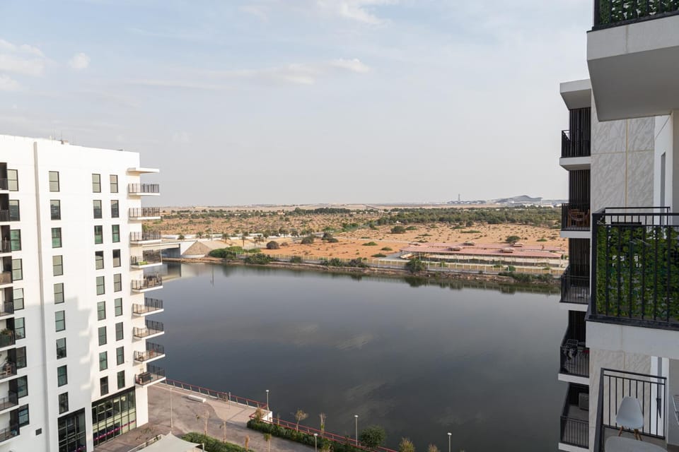 Bloomfields Studio in Waters Edge 2 - Yas Apartment in Abu Dhabi