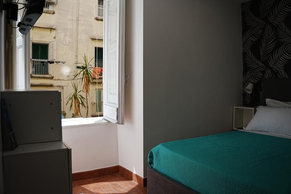 Salotto Plebiscito Bed and Breakfast in Naples