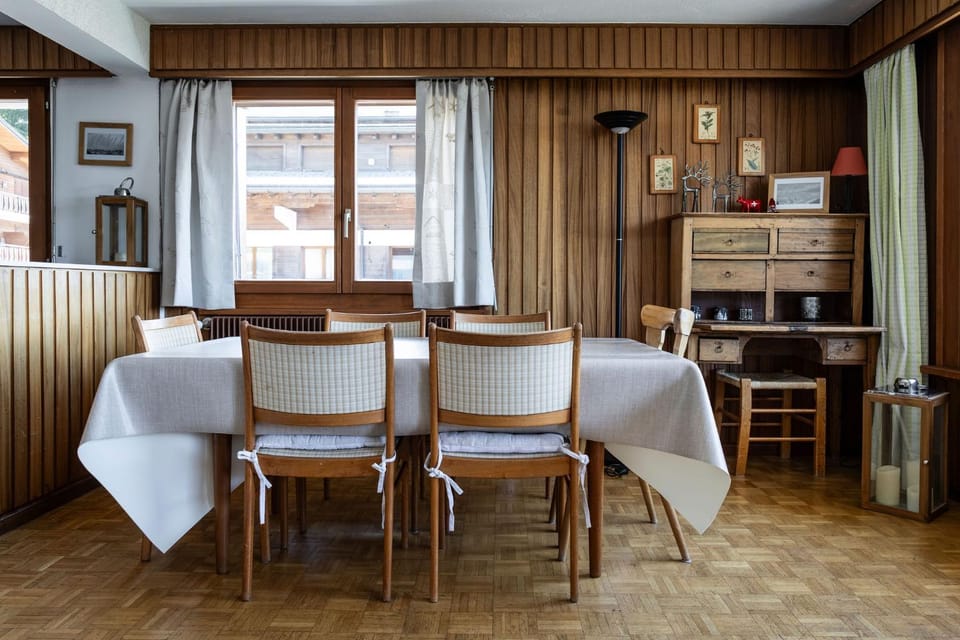 La Ruinette-3-bed flat with balcony in Verbier Apartment in Riddes