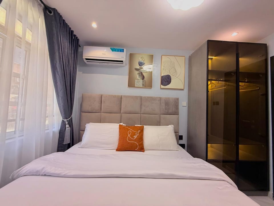 Cozy 1 bedroom Apartment - 5 mins drive to Eko Hotel Apartment in Lagos