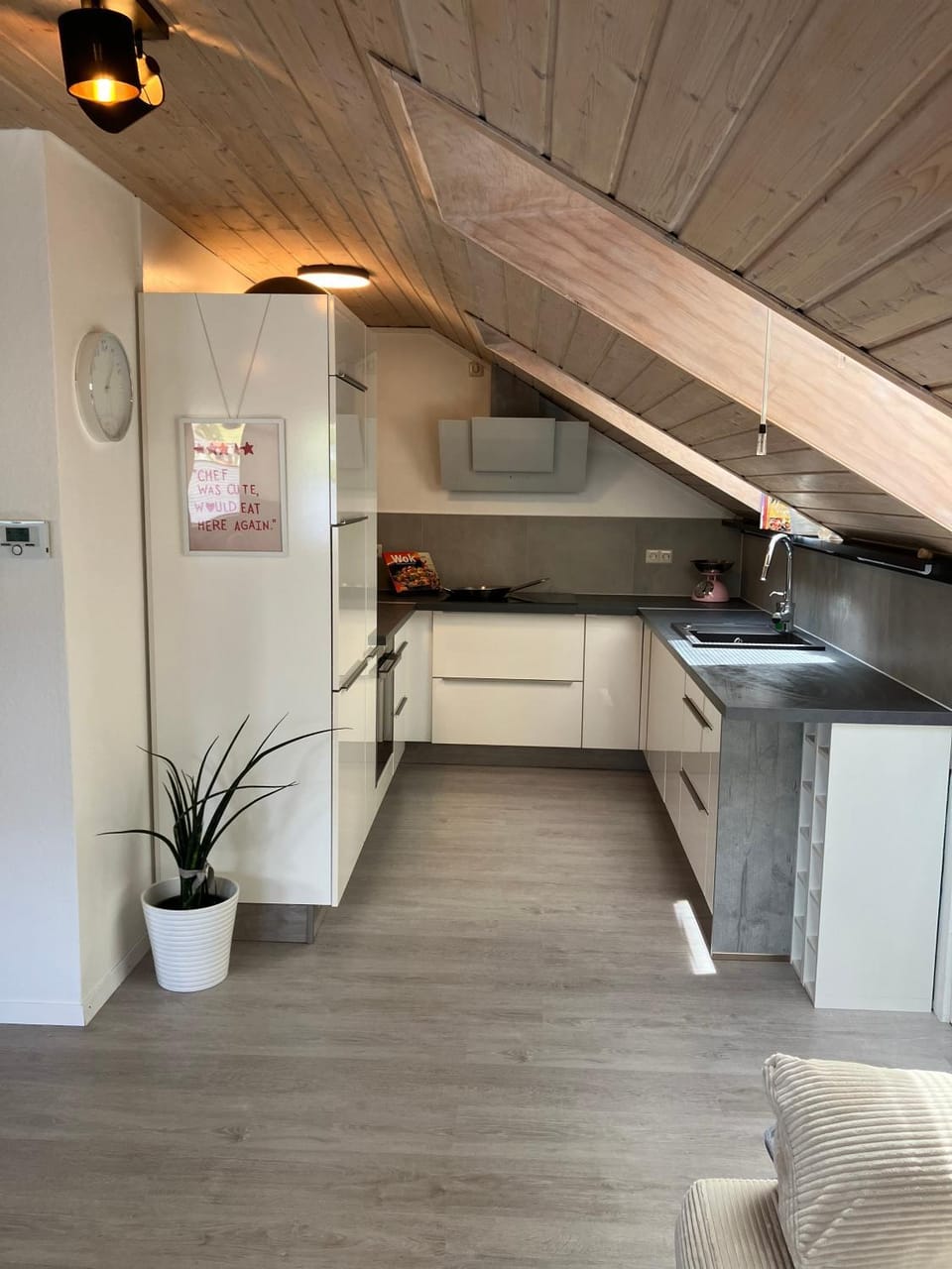 Property building, Kitchen or kitchenette, Living room