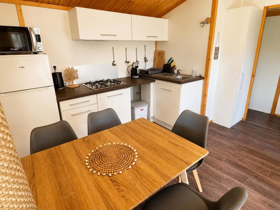 Chalet fuji Campground/ 
RV Resort in Centre-Val de Loire