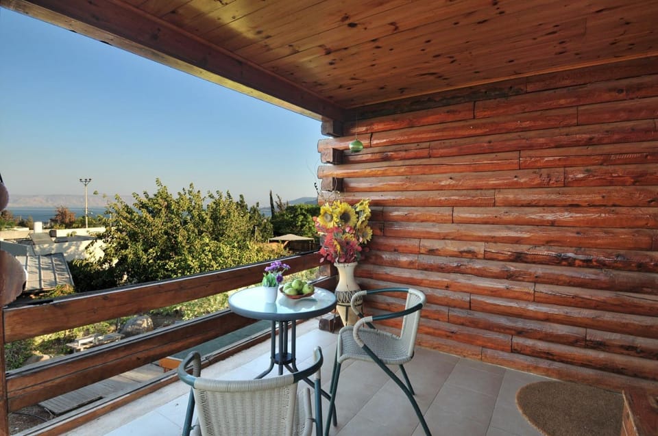 View (from property/room), Balcony/Terrace