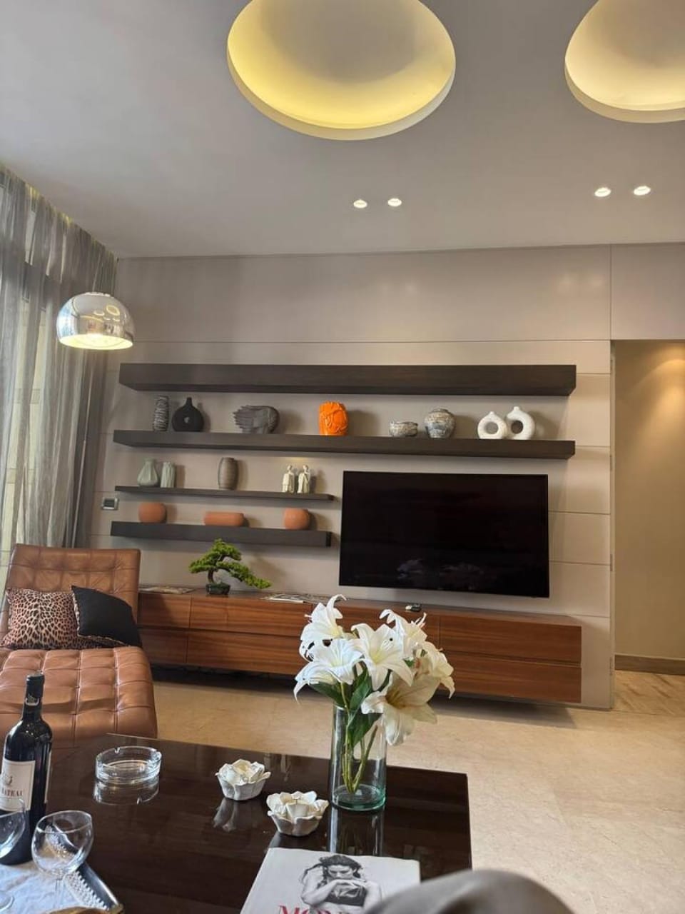 Lovely 2 Bed Home in Downtown Apartment in Africa