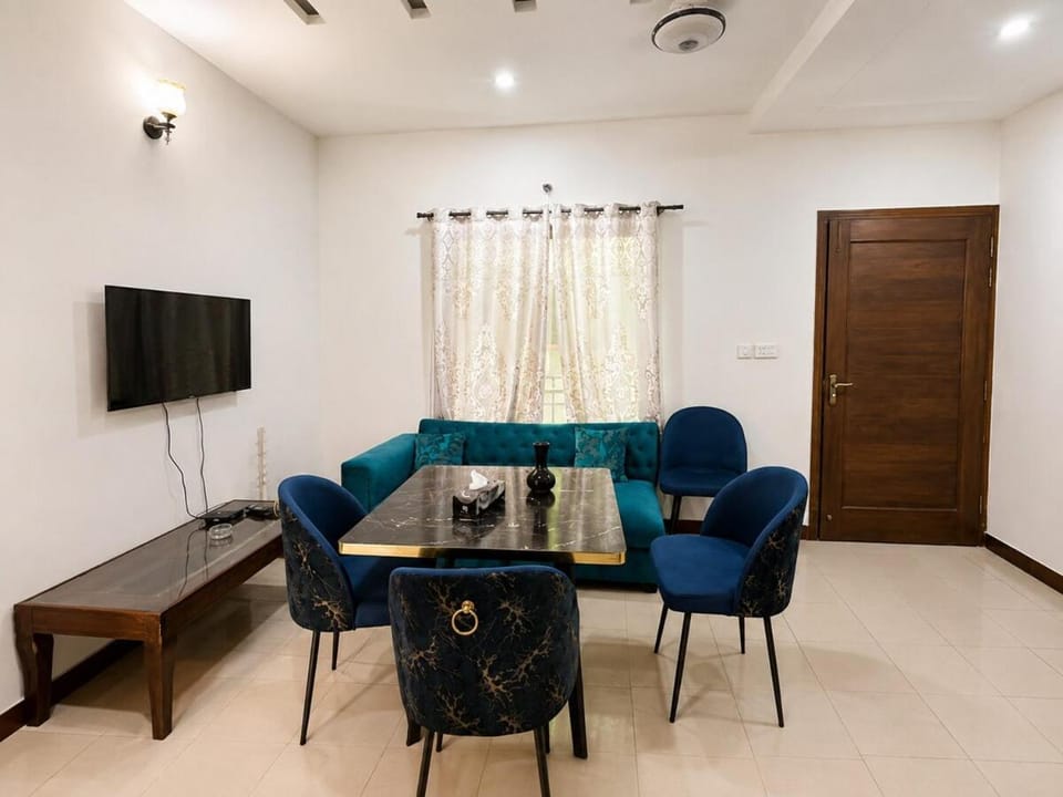 Modern 2BR Apartment , Near Zeta Mall & Giga Mall Apartment in Islamabad Capital Territory