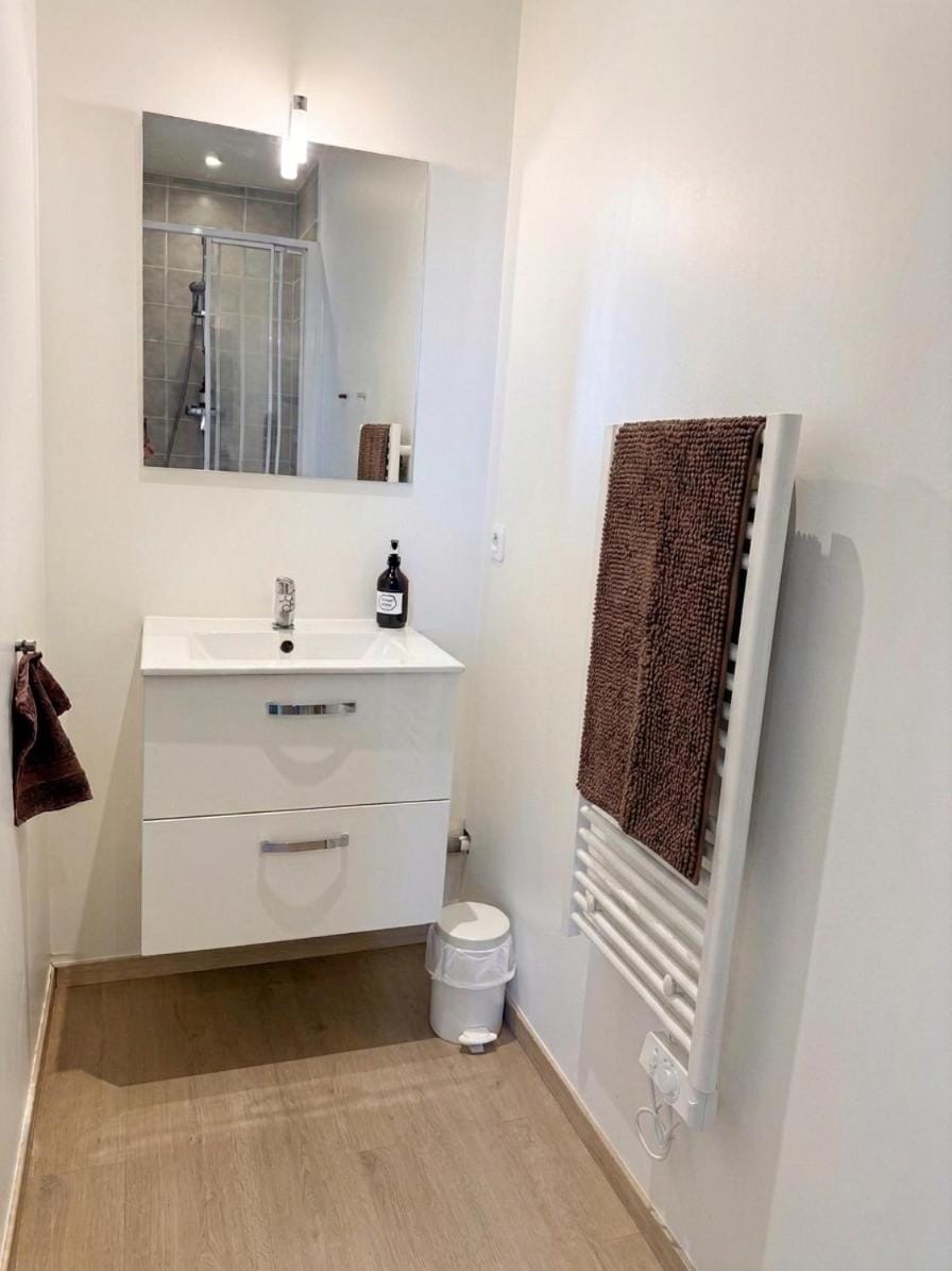 Studio Business & Loisirs - Fibre & Gare Apartment in Dreux