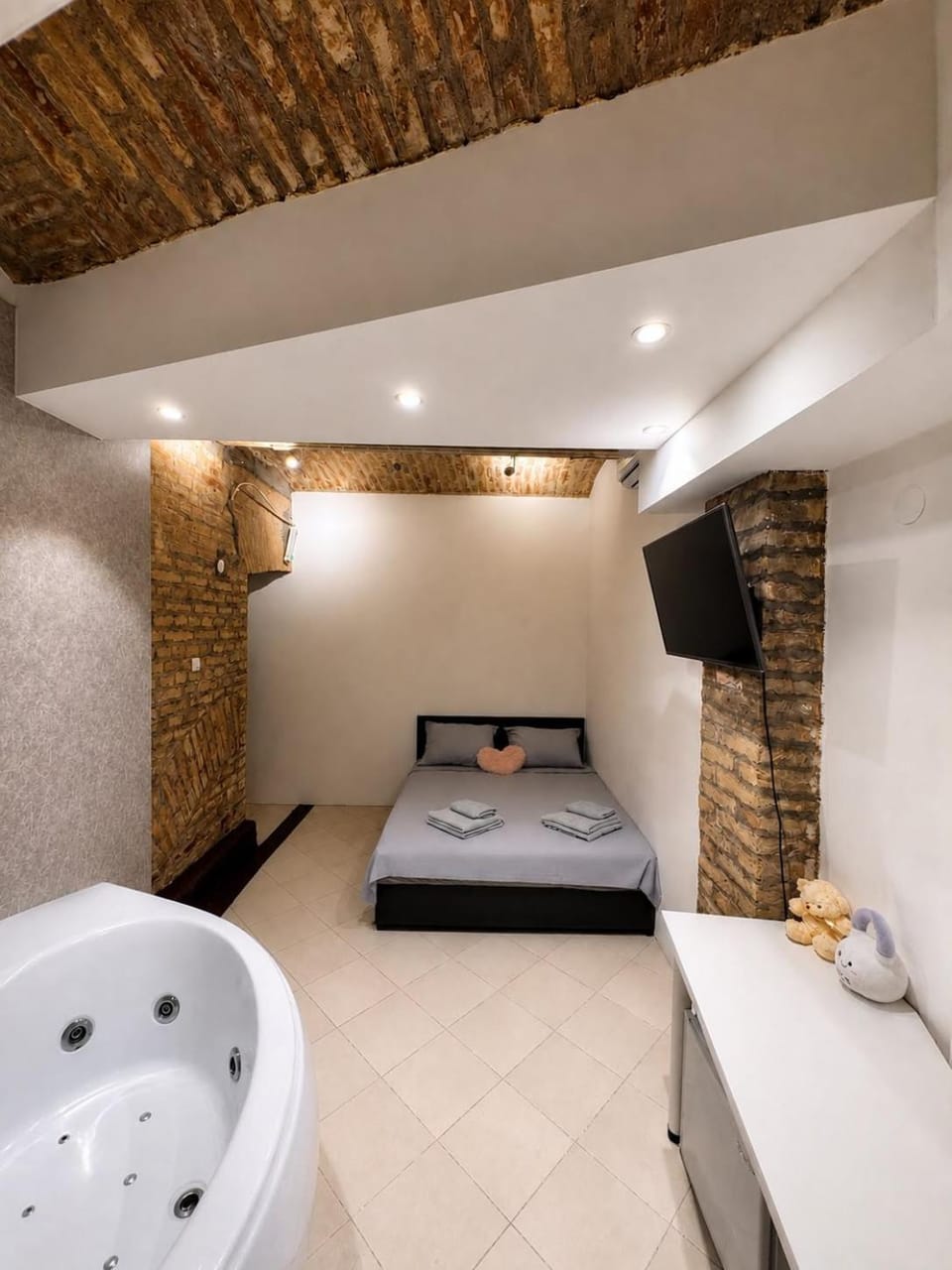 Rustic Jacuzzi apartment Apartment in Belgrade