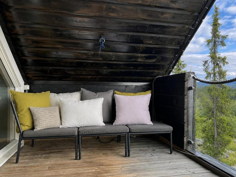 Patio, Day, Natural landscape, View (from property/room), Balcony/Terrace, Seating area