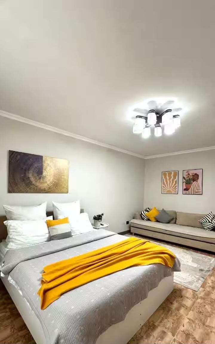 Bed, Living room, Bedroom
