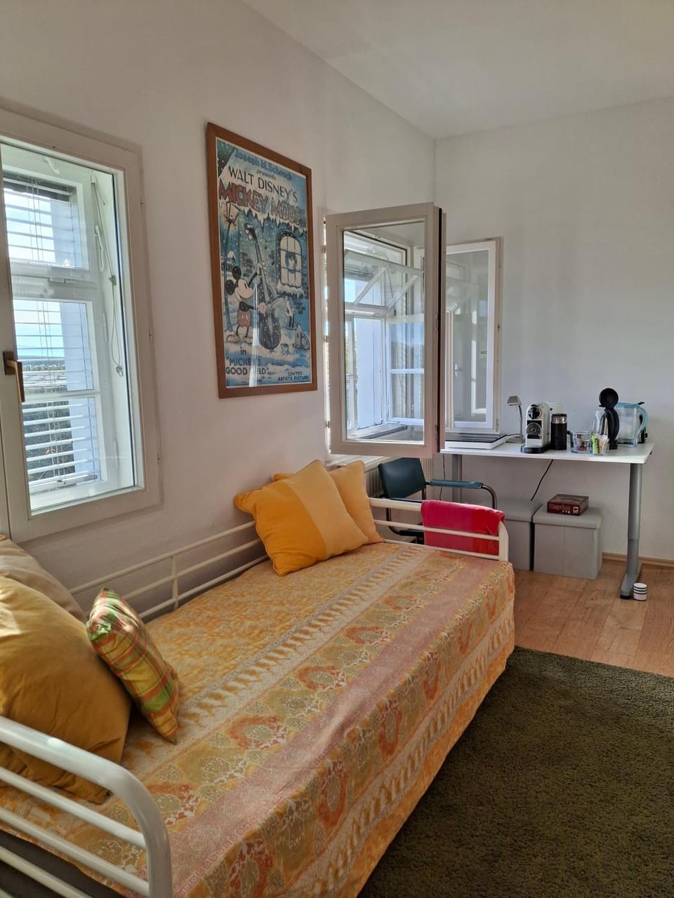 Property building, Living room, Bedroom