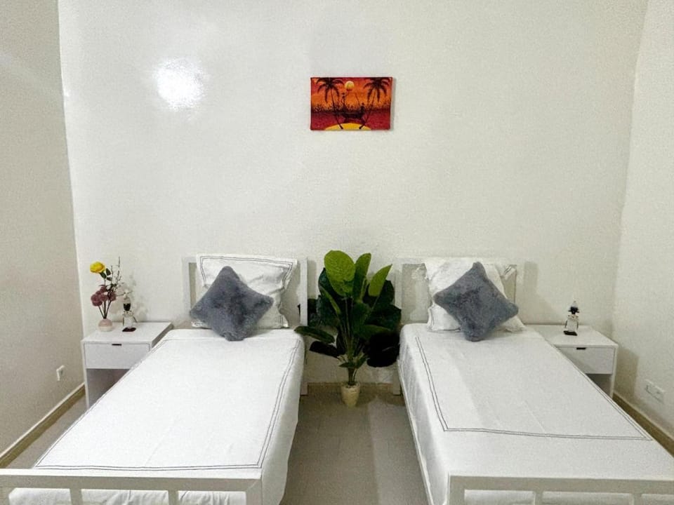 2 chambres avec Clim , free Wi-Fi in SALY Apartment in Saly