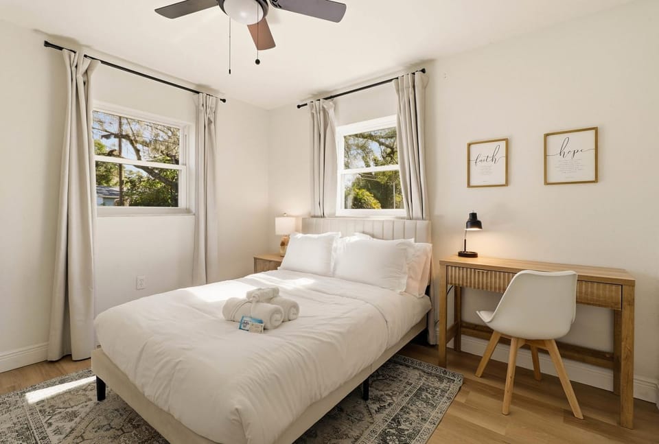 Private Bath Between Lakeland & Winter Haven Vacation rental in Auburndale