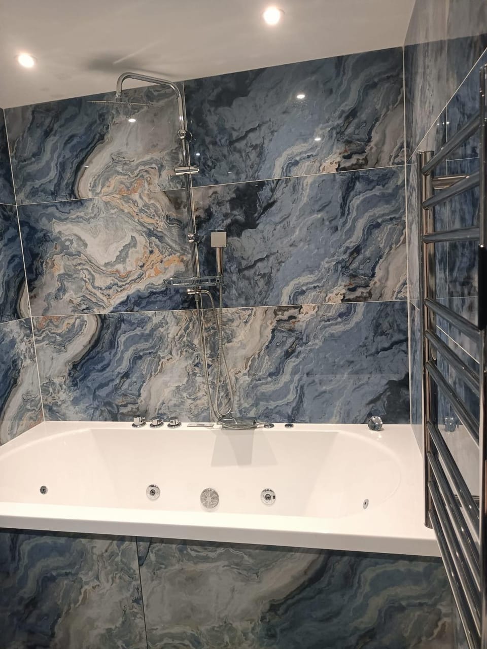 Hot Tub, Hot Tub, Bathroom