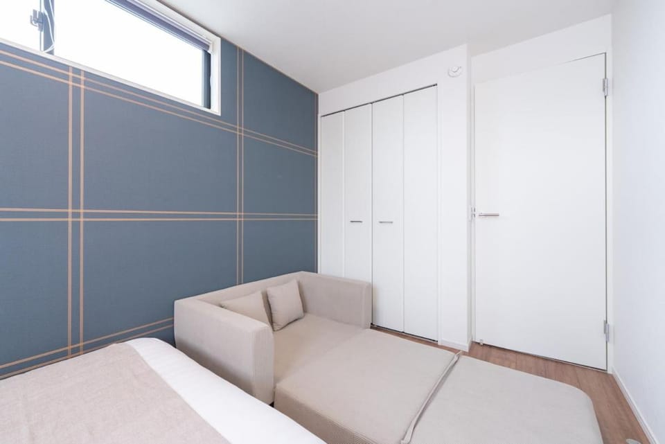 Bed, wardrobe
