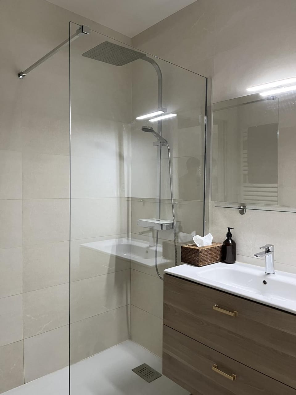 Stylish apartment, Lyon 6 - popular area Apartment in Lyon