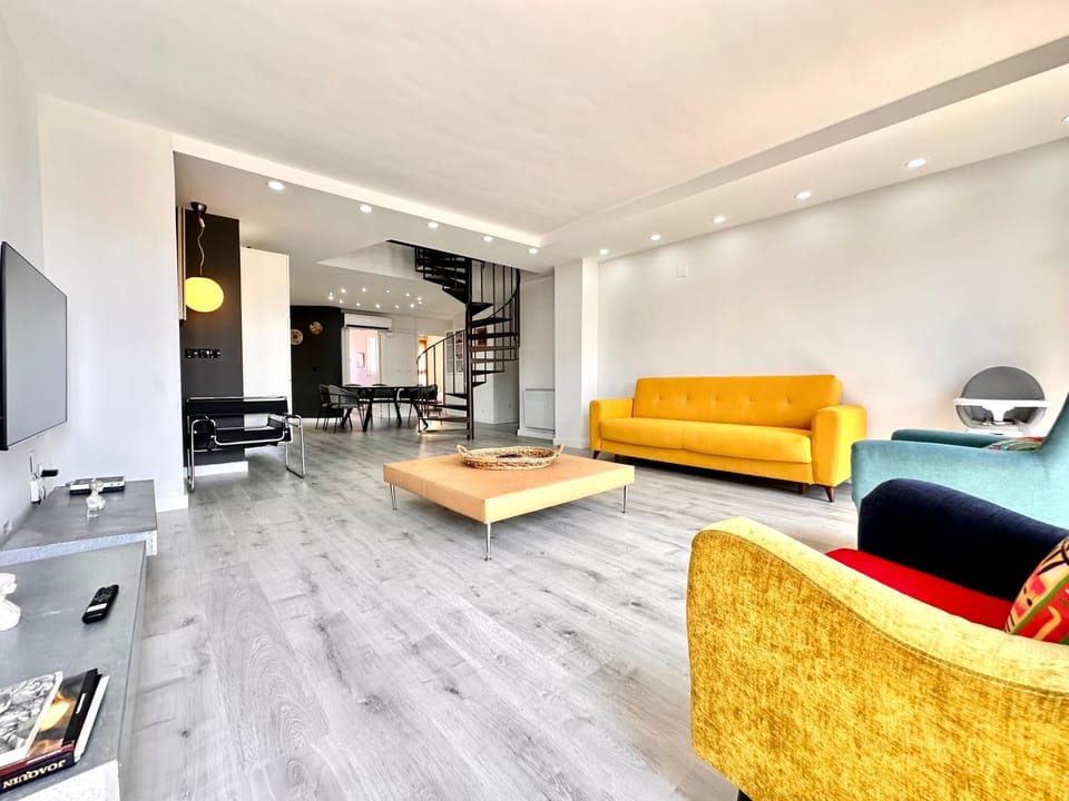 Ático Dúplex con Terraza & Parking en el Centro Apartment in Valencia