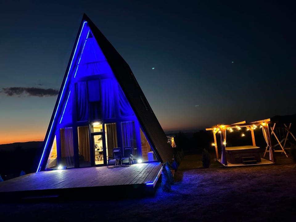 Dream View Retezat Chalet in Romania