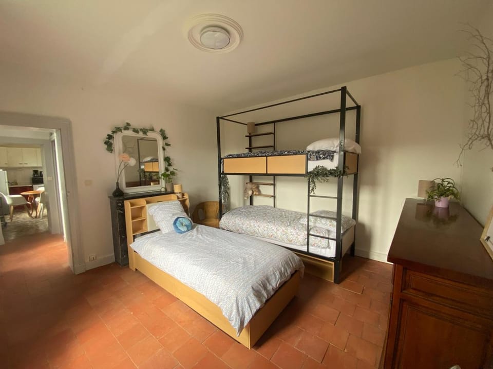 Bed, Bedroom, bunk bed