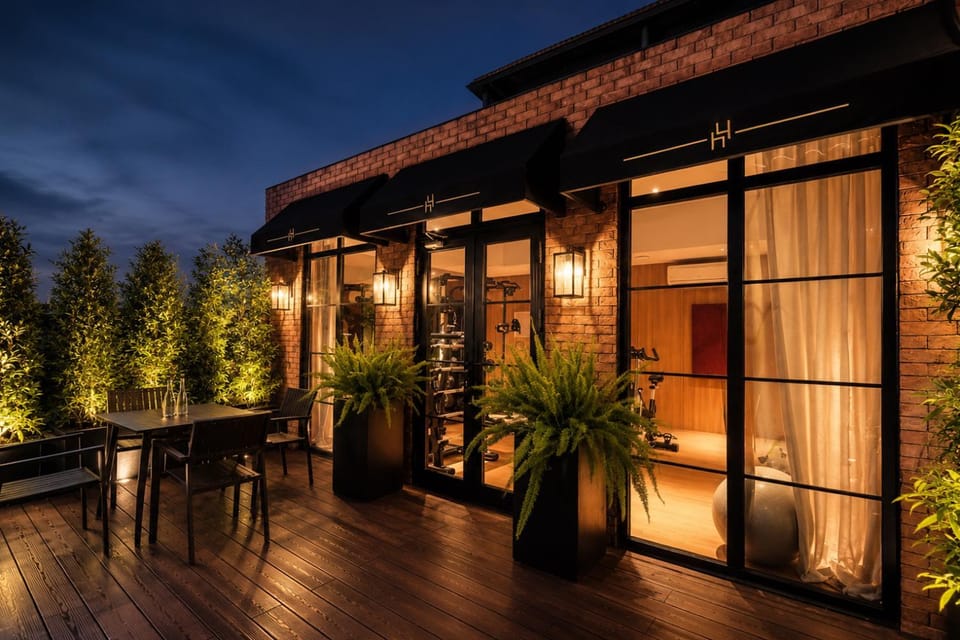 Property building, Night