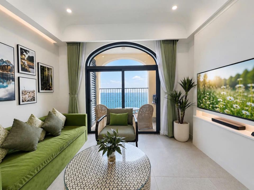 Sunset Town - Sun Grand City Hillside Phu Quoc Apartment in Phu Quoc