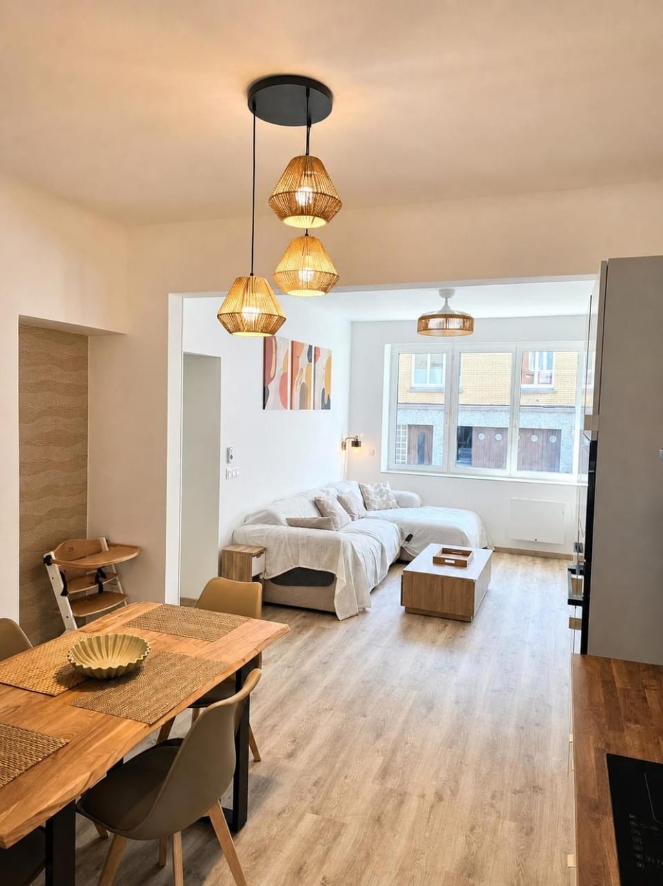 Living room, Dining area