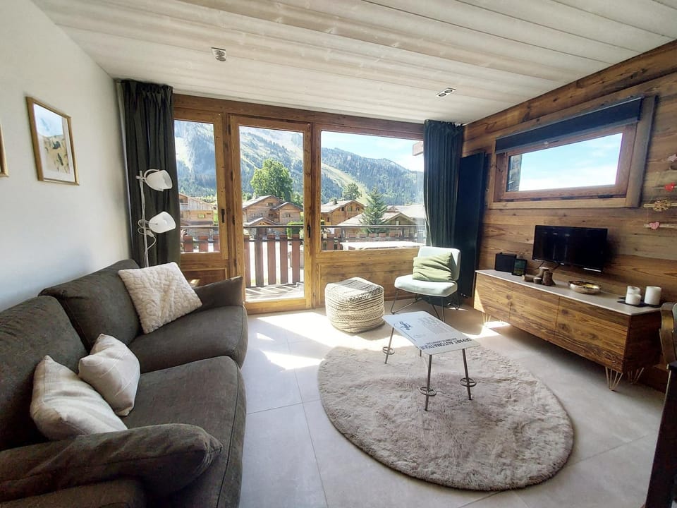 Property building, Living room