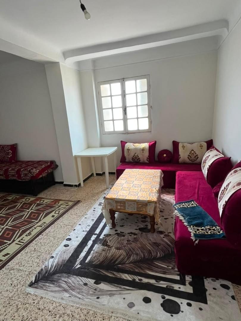 F4 proche de tous Apartment in Algeria