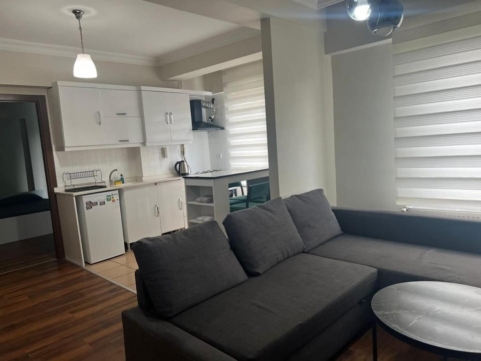 Dlk Deluxe 70 m2 Stylish Pool-Parking Apartment in Istanbul