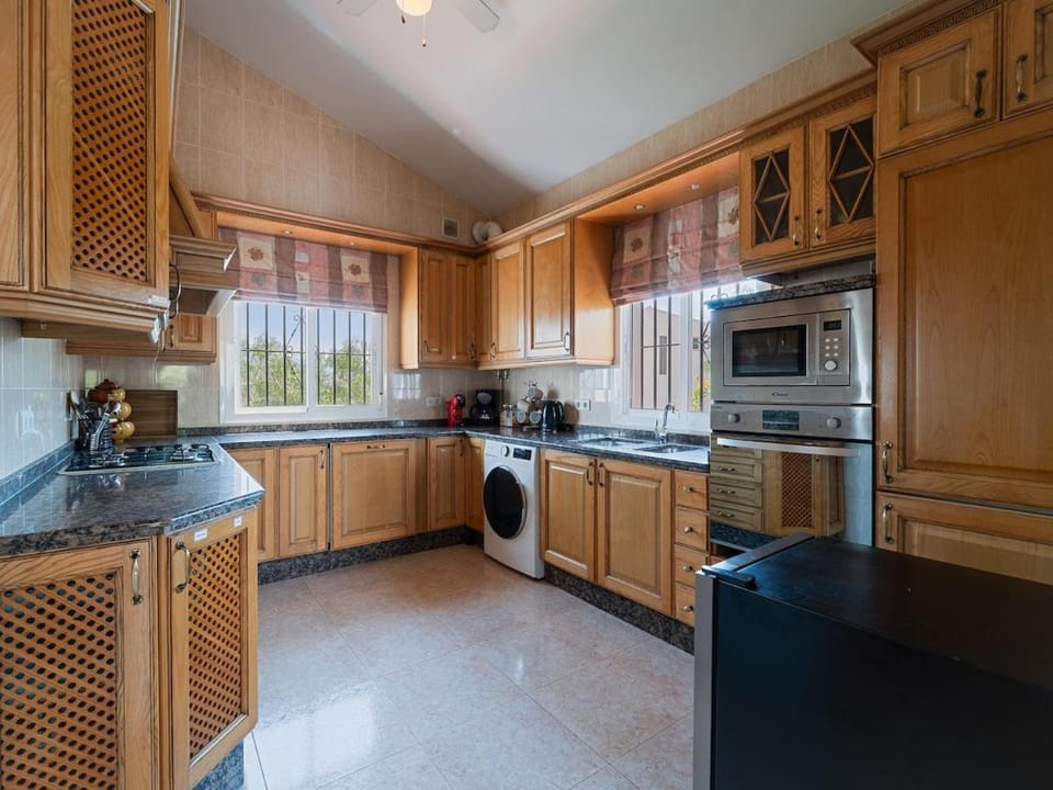 Kitchen or kitchenette, dishwasher, oven, pet friendly, stove, toaster, washing machine, dryer