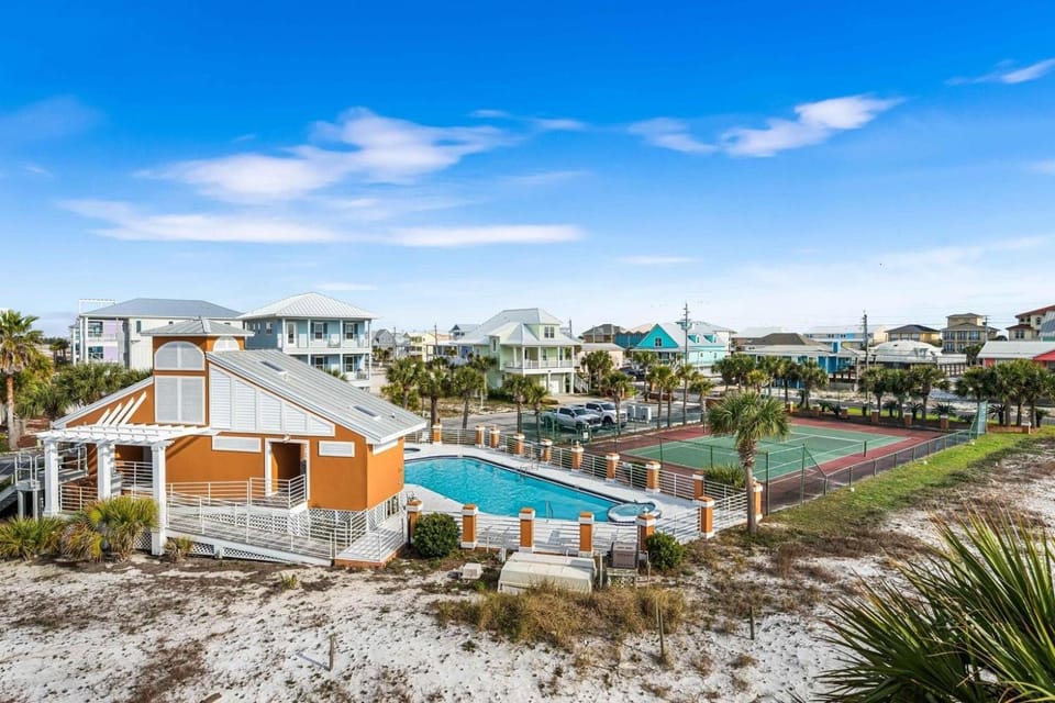 Sound & Sea House in Pensacola Beach