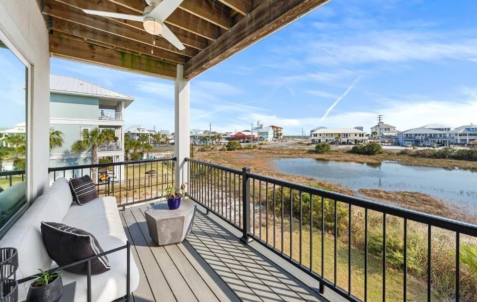 Sound & Sea House in Pensacola Beach
