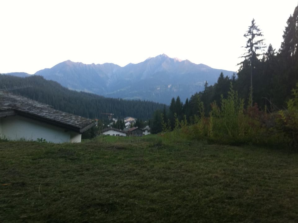 Off site, Neighbourhood, Natural landscape, Summer, Garden, Mountain view, Area and facilities, Sunset