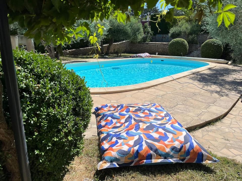 Maison individuelle avec piscine House in Nimes