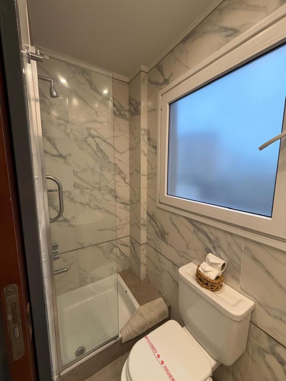 Habitación privada con servicios de hotelería Apartment in Cañuelas