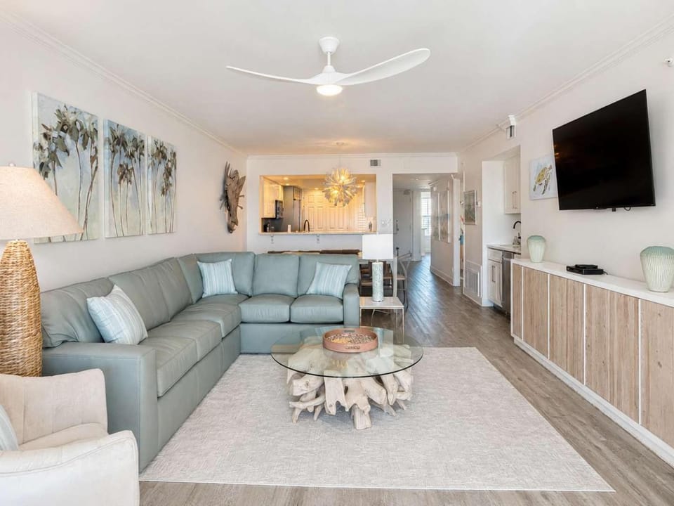 SeaSpray Serenity 621 Pristine Gulf-Front House in Ono Island