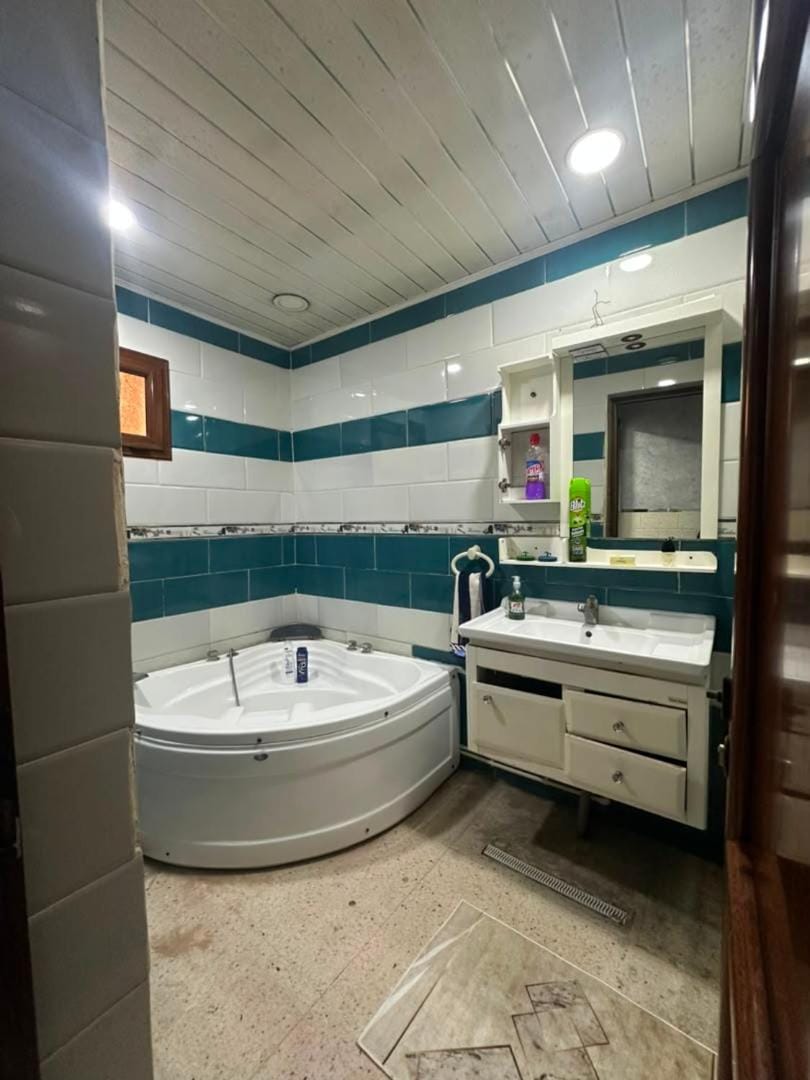 Family apartment Apartment in Algiers [El Djazaïr]