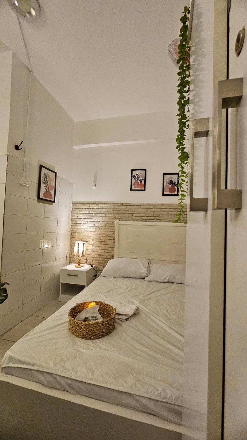 Impyria Studio III Minimalist Studio in Zamalek Apartment in Cairo