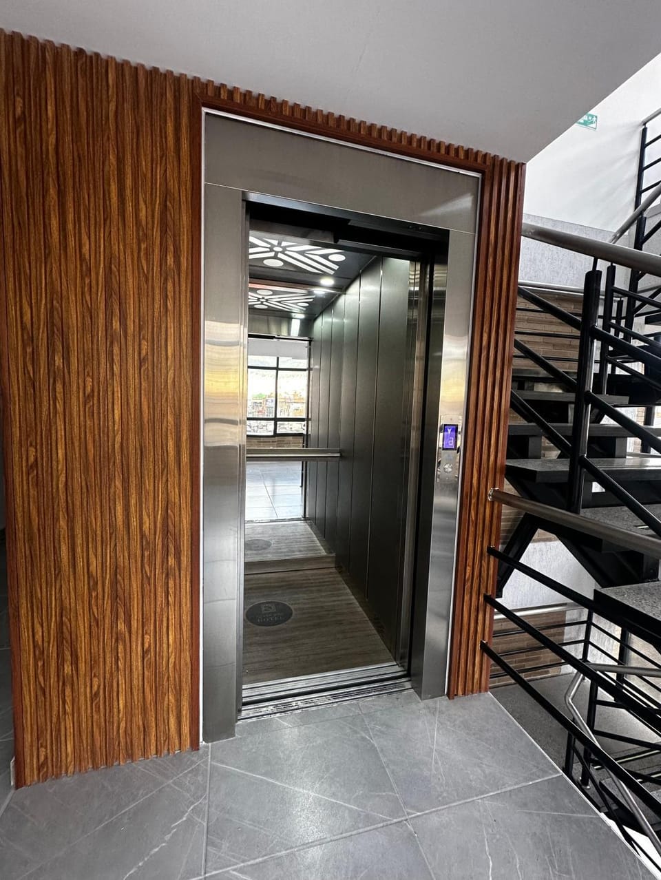 elevator