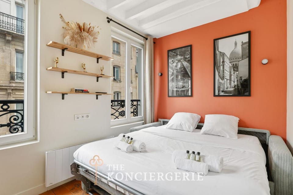 Appartement de charme rue des Mauvais Garcons Apartment in Paris