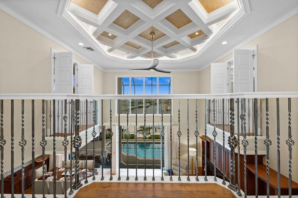 Casa Grande - Waterfront Estate, Rooftop Deck, Heated Pool & Spa Villa in Marco Island