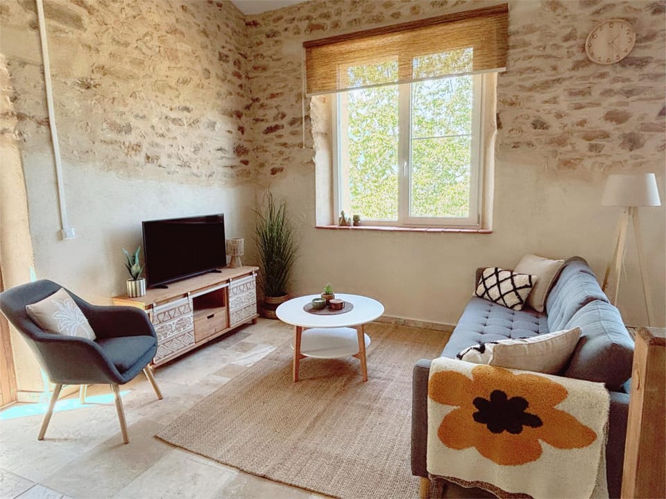 Gîte Lumbini House in Occitanie