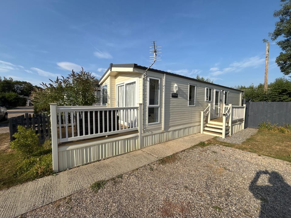 Debonair Atlas Campground/ 
RV Resort in Mid Suffolk District