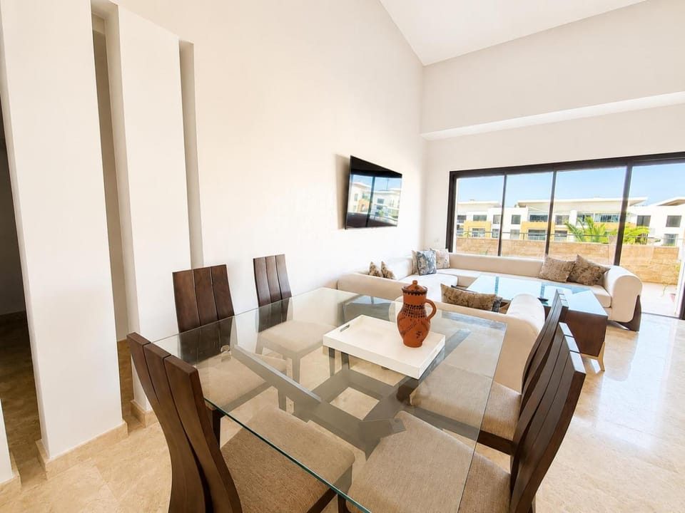 Luxueux appartement vue mer & piscine 3 chambres Apartment in Rabat-Salé-Kénitra