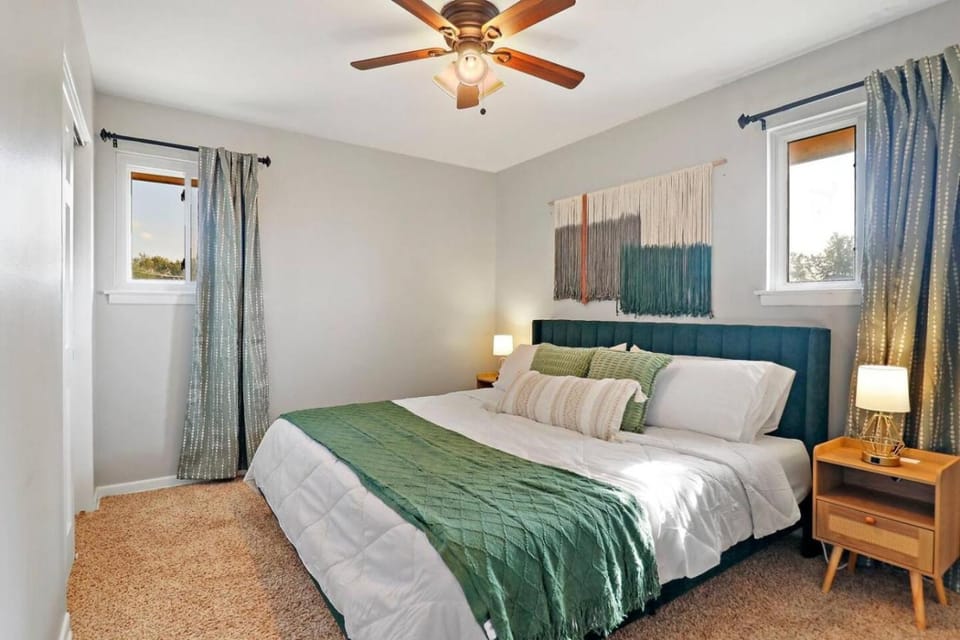 Bed, Bedroom
