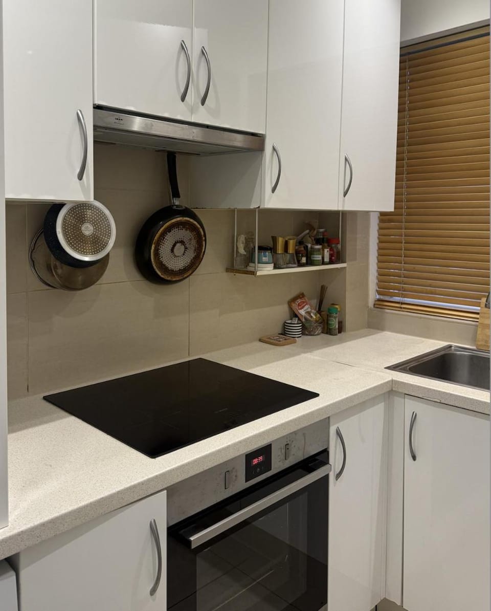 Beautiful and quiet flat near Victoria Station Apartment in City of Westminster