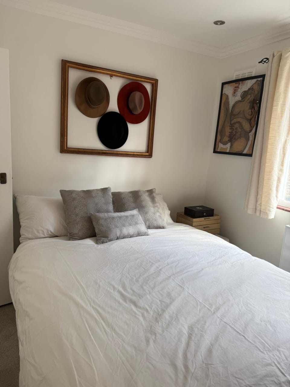 Beautiful and quiet flat near Victoria Station Apartment in City of Westminster